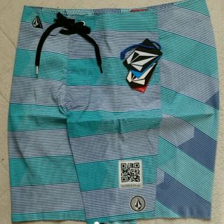 ボルコム(volcom)のボルコム　　サーフ　パンツ　32(水着)