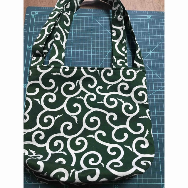 しゅういち様専用唐草模様ショルダーバック2個の通販 by tomoko's shop