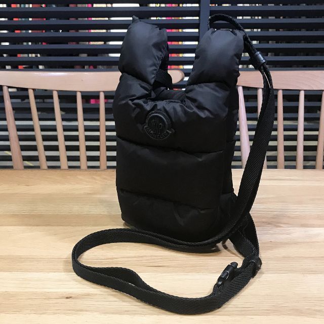 MONCLER - 新品同様 モンクレール レジェールスモール ナイロン ブラック LEGERE