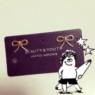 ユナイテッドアローズ(UNITED ARROWS)のリボンピアス☆(ピアス)