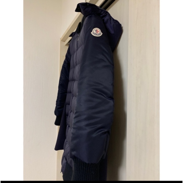 MONCLER(モンクレール)のお値下げ中⭐︎モンクレールMONCLER 大人もオッケー　ダウン レディースのジャケット/アウター(ダウンジャケット)の商品写真