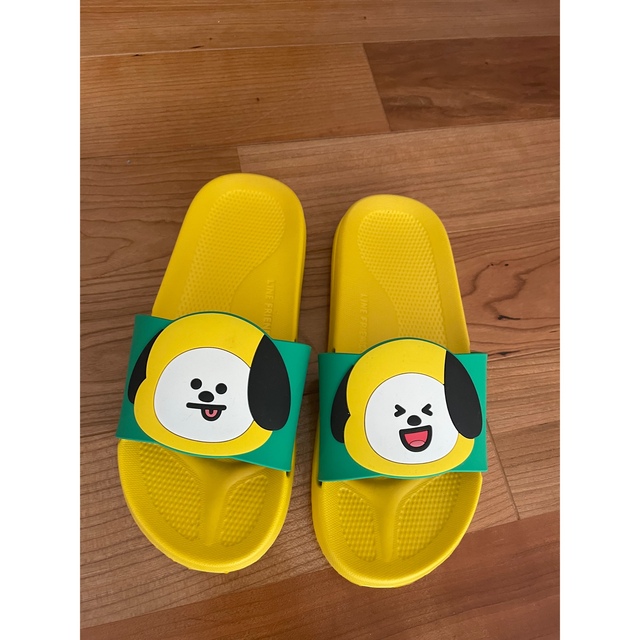 BT21(ビーティーイシビル)のBT21 ちみー スリッパ BTS エンタメ/ホビーのCD(K-POP/アジア)の商品写真