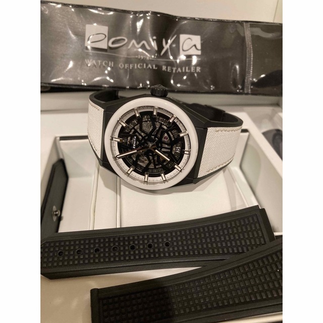 ZENITH(ゼニス)のZENITH ゼニス デファイ クラシック ブラック　ホワイト　100本限定 メンズの時計(腕時計(アナログ))の商品写真