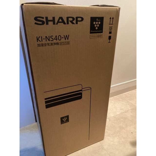 SHARP(シャープ)のシャープ プラズマクラスター25000 KI-NS40-W スマホ/家電/カメラの生活家電(空気清浄器)の商品写真