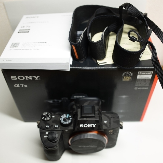 SONY(ソニー)のSONY α7 III　本体 スマホ/家電/カメラのカメラ(ミラーレス一眼)の商品写真