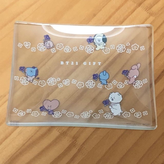 BT21(ビーティーイシビル)の一番くじ BT21GIFT＊I賞ガラスプレート エンタメ/ホビーのタレントグッズ(アイドルグッズ)の商品写真