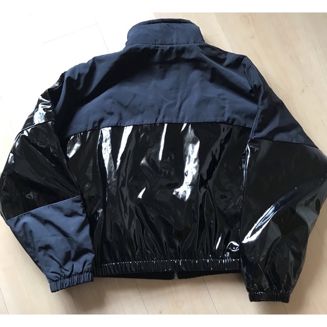 残り一着ウィメンズ ナイキ ジャケット定価16500