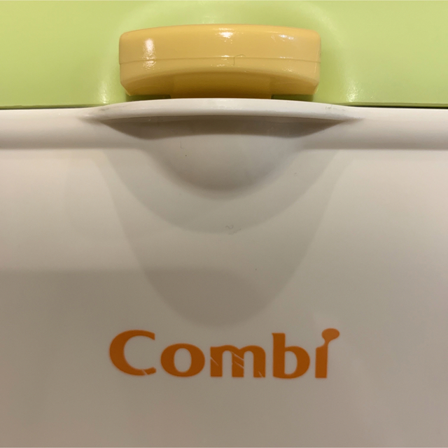 combi(コンビ)のCombi クイックウォーマー キッズ/ベビー/マタニティのおむつ/トイレ用品(ベビーおしりふき)の商品写真