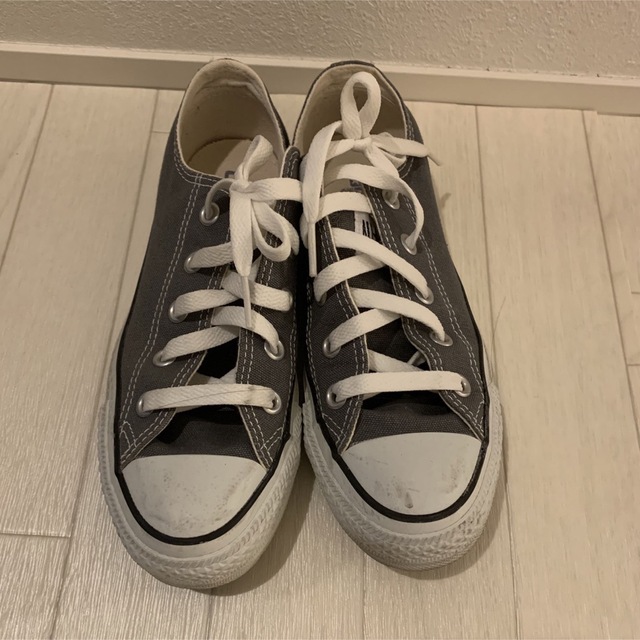 CONVERSE(コンバース)のコンバース  スニーカー　レディース　22.5cm ローカットスニーカー　グレー レディースの靴/シューズ(スニーカー)の商品写真