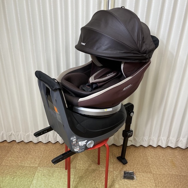 クリーニング済　☆美品☆　新生児OK　コンビ　WL　ネルーム　ISOFIX　EG