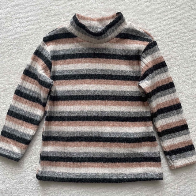 ZARA(ザラ)のZARA ハイネック ニット/セーター キッズ/ベビー/マタニティのキッズ服女の子用(90cm~)(ニット)の商品写真