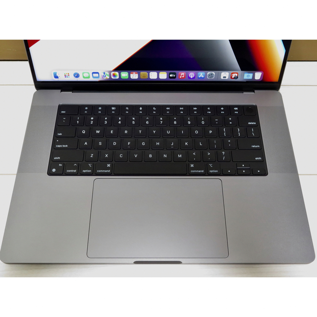 Mac (Apple)(マック)のCTO M1Max US MacBookPro 16 SSD2TBスペースグレイ スマホ/家電/カメラのPC/タブレット(ノートPC)の商品写真