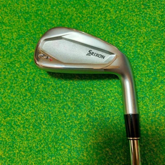 SRIXON　 ZX4　7番アイアンクラブ