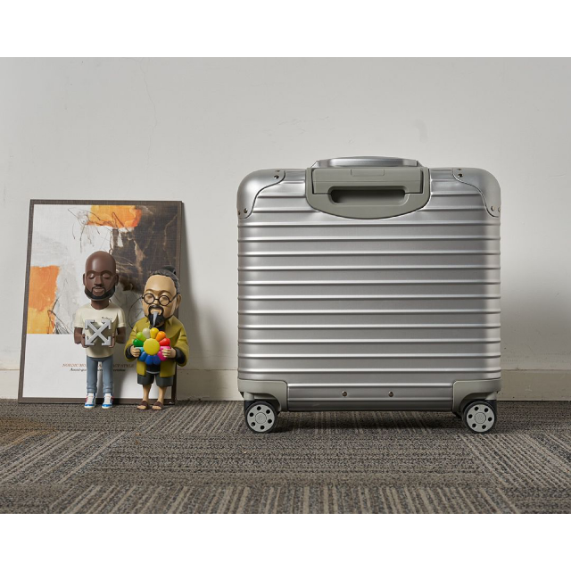 正規品販売！ RIMOWA コンパクト 4輪 Original RIMOWA ☆新品.未使用品