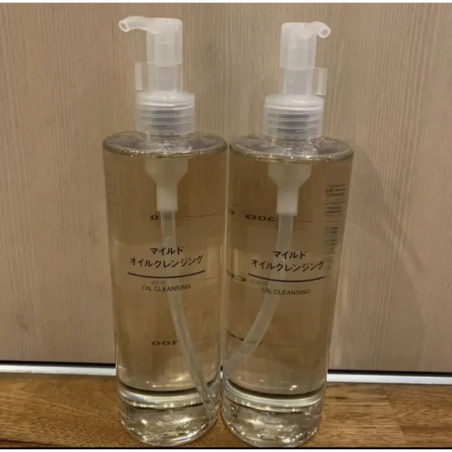 無印良品 マイルドクレンジングオイル 400ml✖️2 コスメ/美容のスキンケア/基礎化粧品(クレンジング/メイク落とし)の商品写真