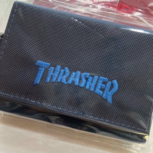 THRASHER(スラッシャー)のTHRASHER ウォレット 財布 3つ折り ブルー メンズのファッション小物(折り財布)の商品写真