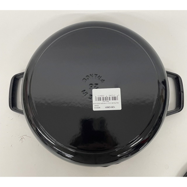 STAUB(ストウブ)のストウブ ブレイザー 26cm シャイニーブラック Staub インテリア/住まい/日用品のキッチン/食器(鍋/フライパン)の商品写真