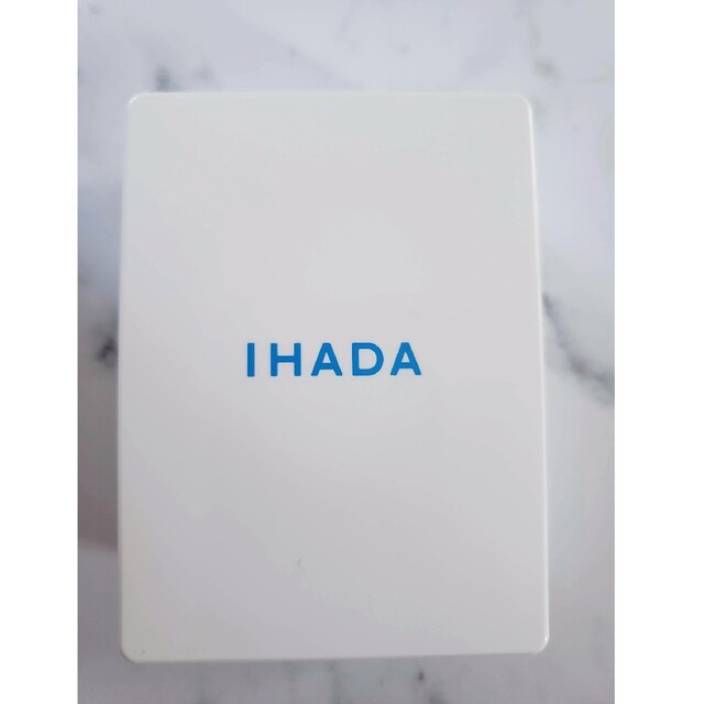 IHADA(イハダ)のイハダ IHAIHADA 薬用フェイスプロテクトパウダー　ファンデーション コスメ/美容のベースメイク/化粧品(フェイスパウダー)の商品写真