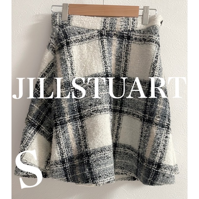 JILLSTUART(ジルスチュアート)のJILLSTUART ジルスチュアート  チェックフレアスカート レディースのスカート(ひざ丈スカート)の商品写真