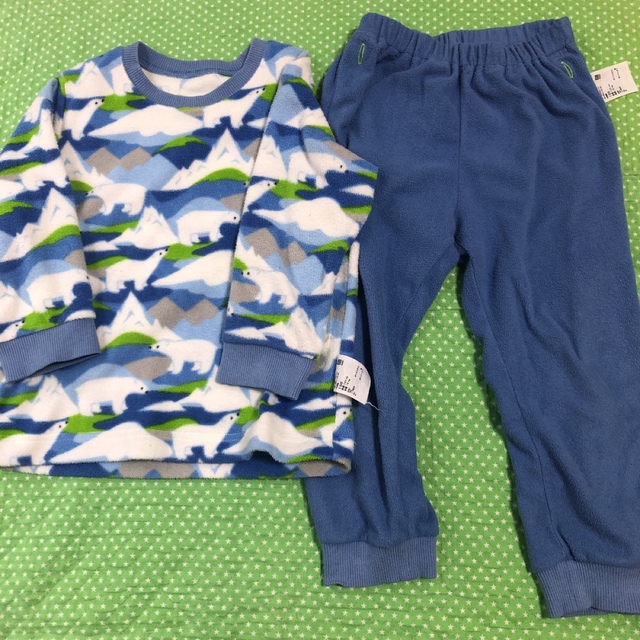 正規通販 UNIQLO ユニクロ フリースパジャマ サイズ95 mandhucollege