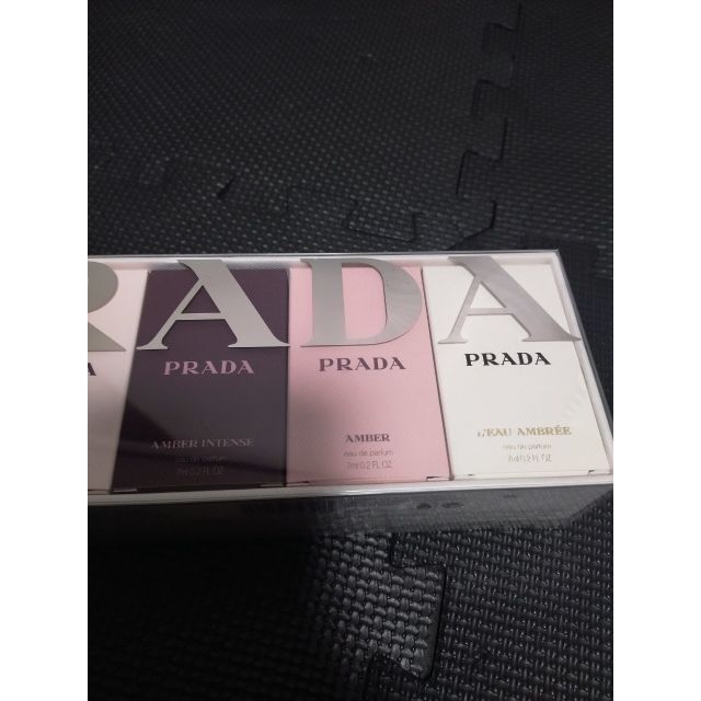 PRADA プラダ　ミニ香水セット　７ｍｌｘ５種セット