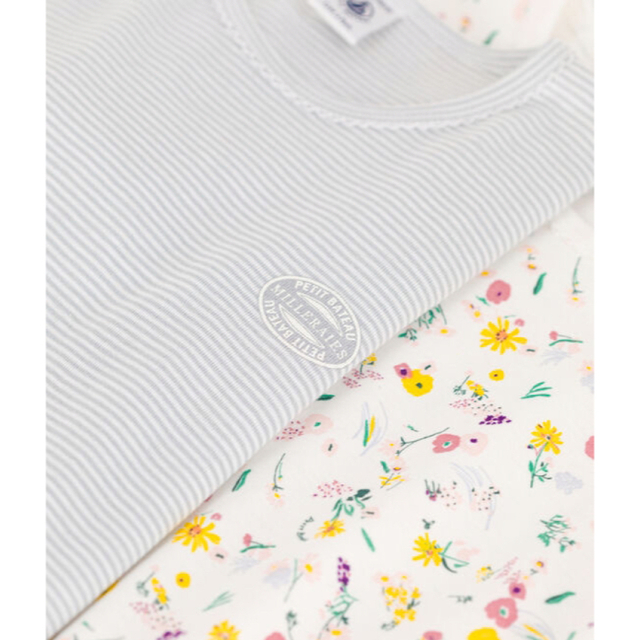 PETIT BATEAU(プチバトー)の新品未使用  プチバトー  長袖  パジャマ  10ans キッズ/ベビー/マタニティのキッズ服女の子用(90cm~)(パジャマ)の商品写真