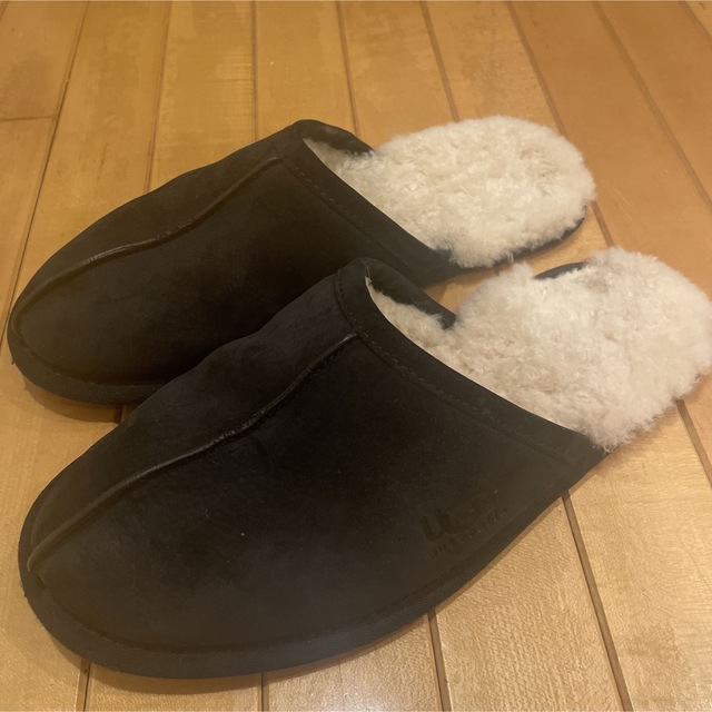 UGG スリッパ