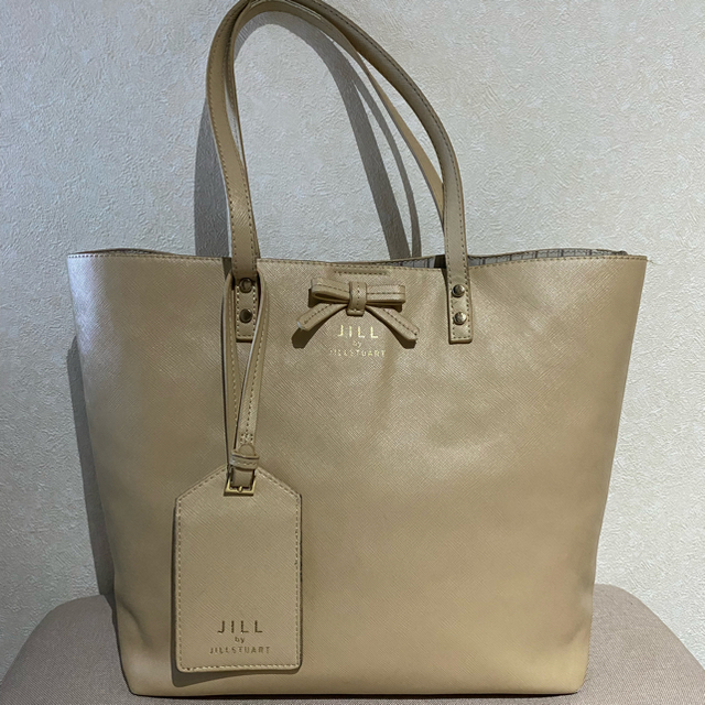 JILL by JILLSTUART(ジルバイジルスチュアート)のJILL by JILLSTUART トートバッグ　リボントートバッグ レディースのバッグ(トートバッグ)の商品写真