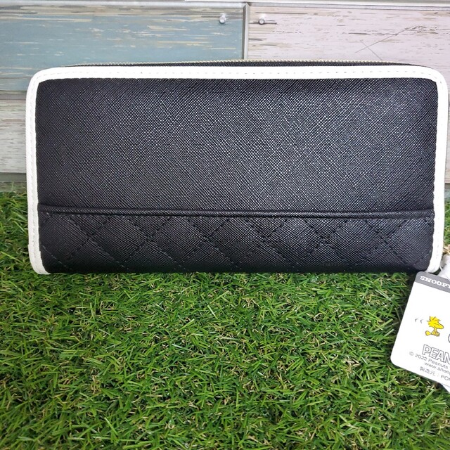 SNOOPY(スヌーピー)の新品♡スヌーピー ラウンドファスナー 長財布 レディースのファッション小物(財布)の商品写真