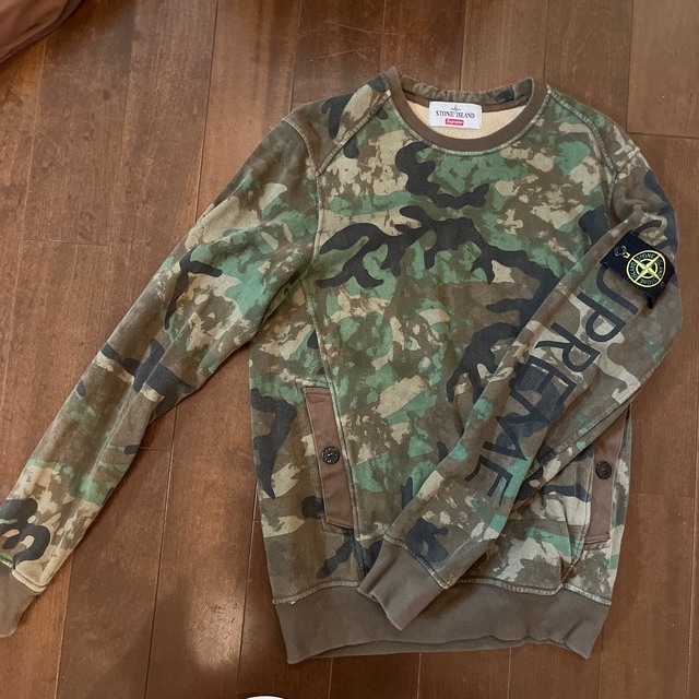 STONE ISLAND(ストーンアイランド)のSupreme × Stone Island  スウェット メンズのトップス(スウェット)の商品写真