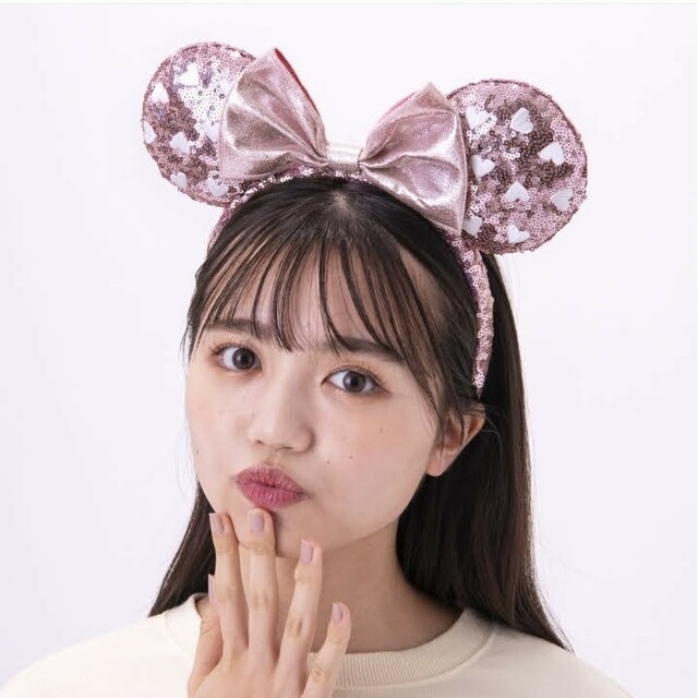 Disney(ディズニー)のディズニー カチューシャ ミニー スパンコール ピンク レディースのヘアアクセサリー(カチューシャ)の商品写真