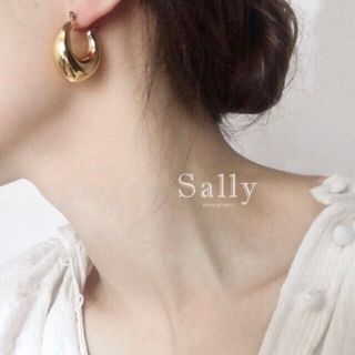 トゥデイフル(TODAYFUL)の再販【ゴールド】プランプ　ドロップ　フープピアス(ピアス)