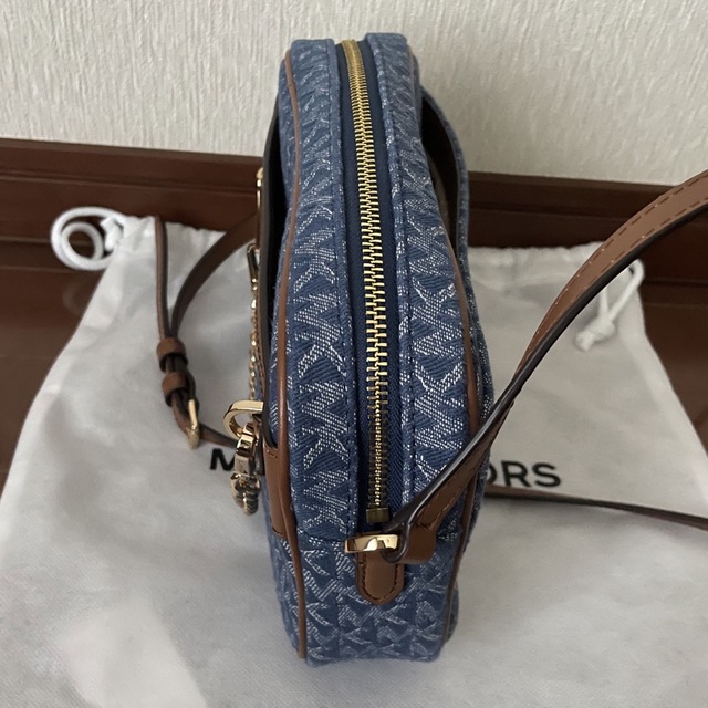 Michael Kors(マイケルコース)のzera2015様 専用　　MICHAEL CORS バック レディースのバッグ(ショルダーバッグ)の商品写真