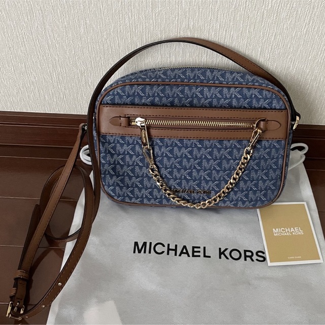 Michael Kors(マイケルコース)のzera2015様 専用　　MICHAEL CORS バック レディースのバッグ(ショルダーバッグ)の商品写真