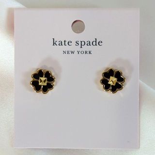 ケイトスペードニューヨーク(kate spade new york)の【新品】ケイトスペード　ピアス　クローバー(ピアス)