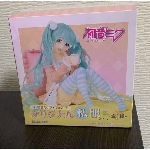 TAITO(タイトー)の初音ミク フィギュア オリジナル私服ver. ハンドメイドのおもちゃ(フィギュア)の商品写真