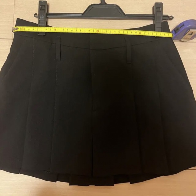 ボックスプリーツミニスカート　ZARA プリーツスカート　ミニスカート