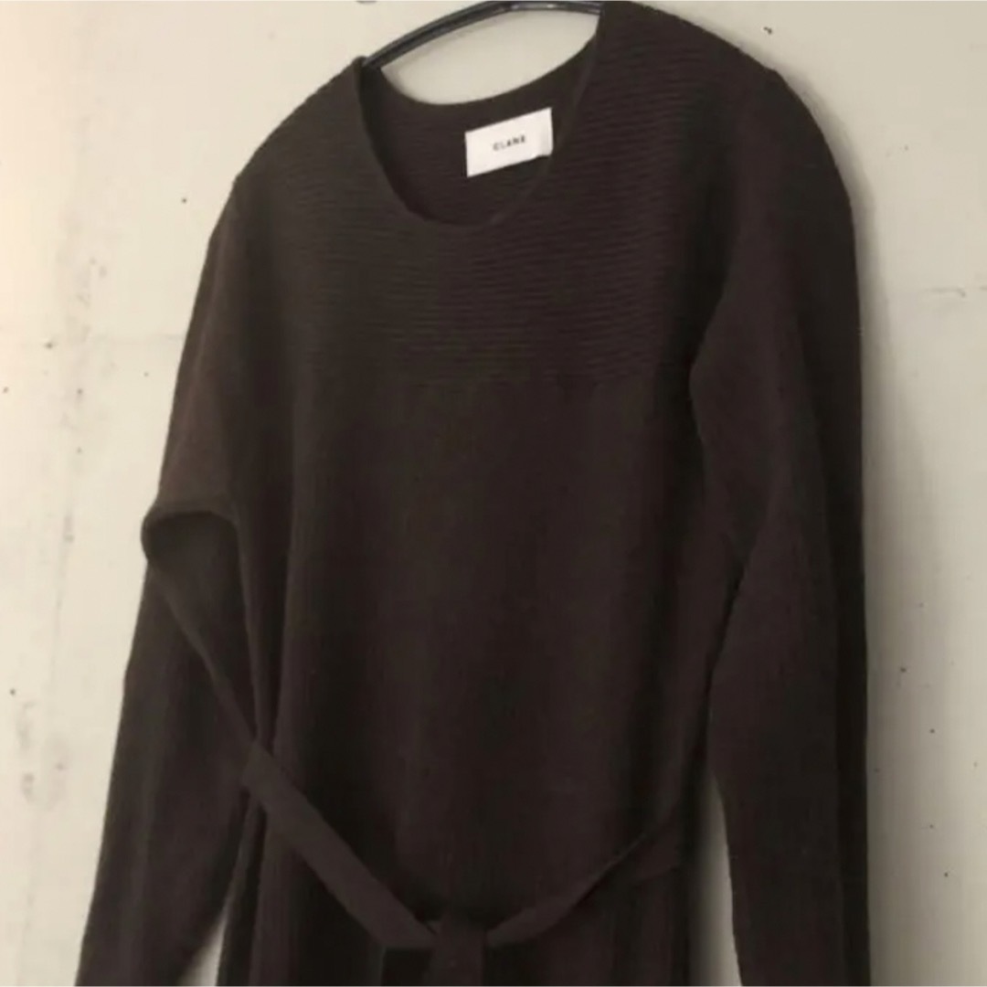 CLANE(クラネ)のCLANE / VINTAGE RIB KNIT ONE PIECE ブラウン レディースのワンピース(ロングワンピース/マキシワンピース)の商品写真