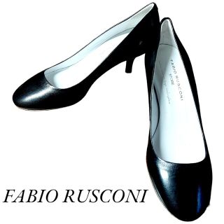 ファビオルスコーニ(FABIO RUSCONI)の【ほぼ未使用】ファビオルスコーニ　黒　レザーパンプス　37(ハイヒール/パンプス)