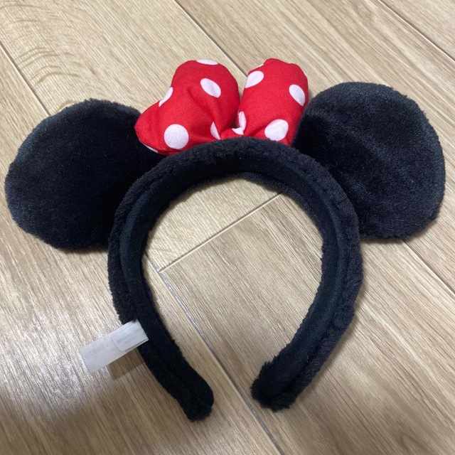 Disney(ディズニー)のディズニー　カチューシャ　ミニー レディースのヘアアクセサリー(カチューシャ)の商品写真