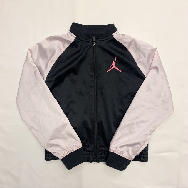 NIKE(ナイキ)のAIR JORDAN スカジャン キッズ/ベビー/マタニティのキッズ服女の子用(90cm~)(ジャケット/上着)の商品写真