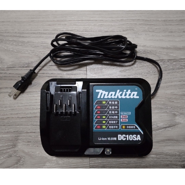 Makita(マキタ)のマキタ　コードレス掃除機 スマホ/家電/カメラの生活家電(掃除機)の商品写真