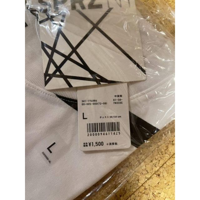 UNIQLO(ユニクロ)のUNIQLO × SPRZ NYライン 半袖 Tシャツ ホワイト UT Lサイズ メンズのトップス(Tシャツ/カットソー(半袖/袖なし))の商品写真
