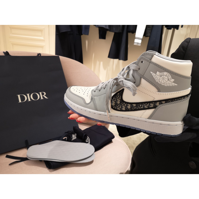 DIOR HOMME(ディオールオム)のDior Nike Air jordan新品未使用サイズEU42スニーカーナイキ メンズの靴/シューズ(スニーカー)の商品写真