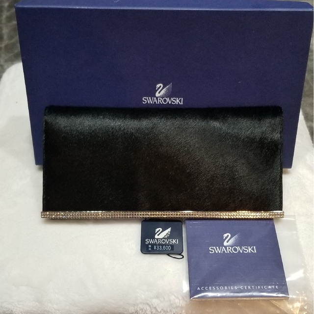 SWAROVSKI(スワロフスキー)の【新品・未使用】SWAROVSKI　スワロフスキー　２つ折り長財布 レディースのファッション小物(財布)の商品写真