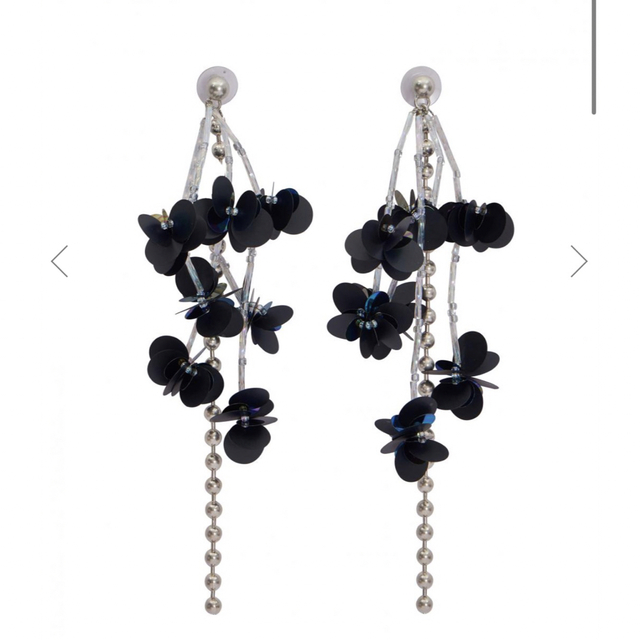 UND SEQUINS VOLUME PIERCE