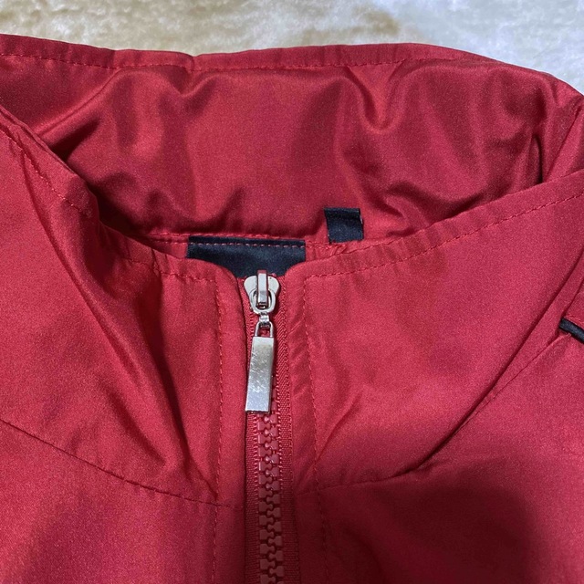 NIKE(ナイキ)のNIKE ナイキ　ジャケット　レッド　M メンズのジャケット/アウター(ナイロンジャケット)の商品写真