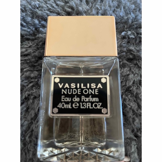 ヴァシリーサ ヌードワン オードパルファム(40mL) コスメ/美容の香水(その他)の商品写真