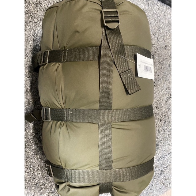 新品 Carinthia Defence 4 カリンシア ディフェンス Mの通販 by マロン