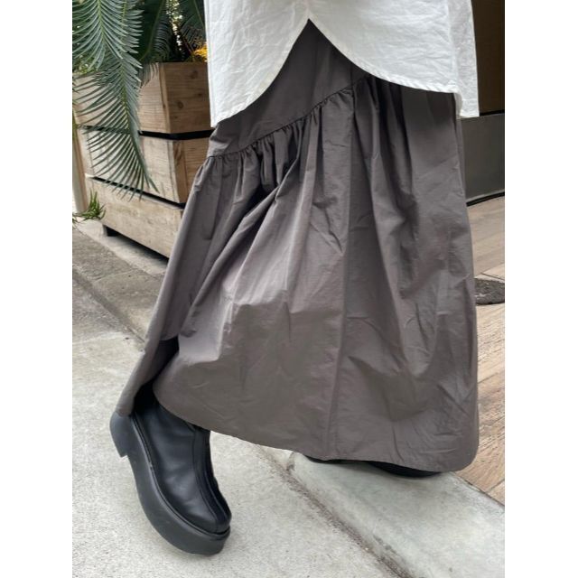 Ungrid(アングリッド)の今季No.1 大人気 完売品 新品 Ungrid ギャザーデザインスカート レディースのスカート(ロングスカート)の商品写真